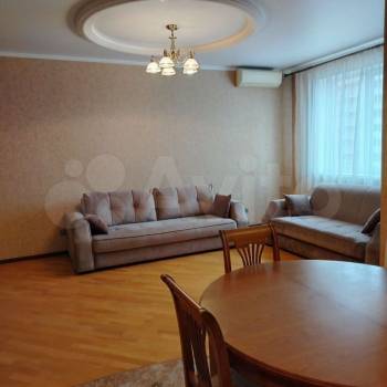 Сдается 2-х комнатная квартира, 70 м²