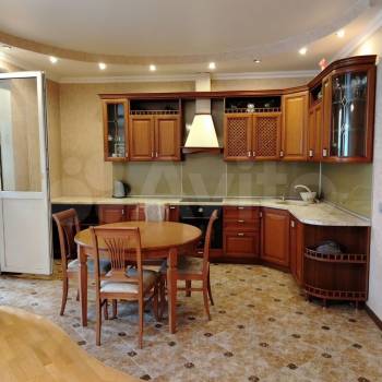 Сдается 2-х комнатная квартира, 70 м²