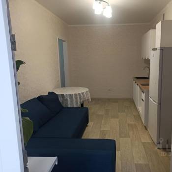 Сдается 1-комнатная квартира, 39 м²