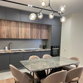 Сдается 2-х комнатная квартира, 83 м²