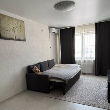 Сдается 1-комнатная квартира, 37 м²