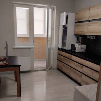Сдается 1-комнатная квартира, 35 м²