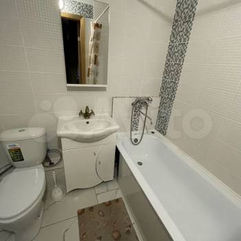 Сдается 1-комнатная квартира, 38 м²