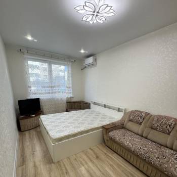 Сдается 1-комнатная квартира, 43 м²