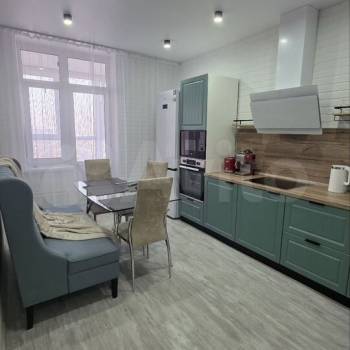 Сдается 1-комнатная квартира, 45 м²