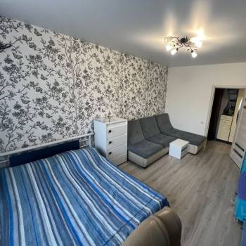 Продается 1-комнатная квартира, 41,9 м²