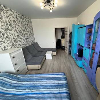 Продается 1-комнатная квартира, 41,9 м²