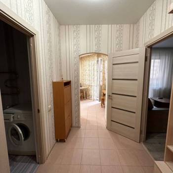 Сдается 1-комнатная квартира, 37,4 м²
