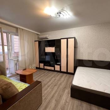 Сдается 1-комнатная квартира, 37,4 м²