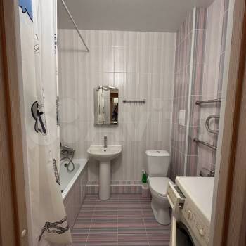 Сдается 1-комнатная квартира, 37,4 м²