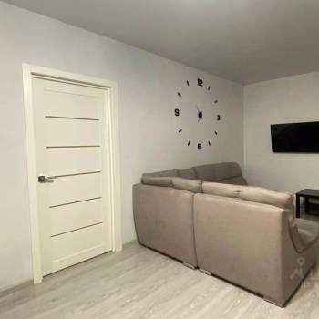 Сдается 2-х комнатная квартира, 95 м²