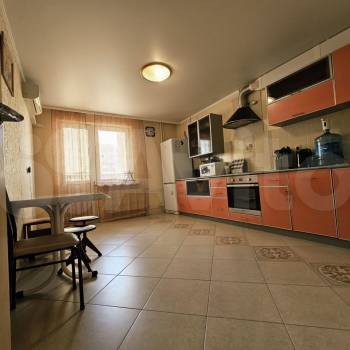 Продается 2-х комнатная квартира, 70 м²