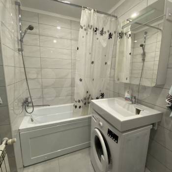 Сдается 1-комнатная квартира, 43 м²