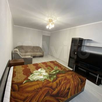 Сдается 1-комнатная квартира, 43 м²