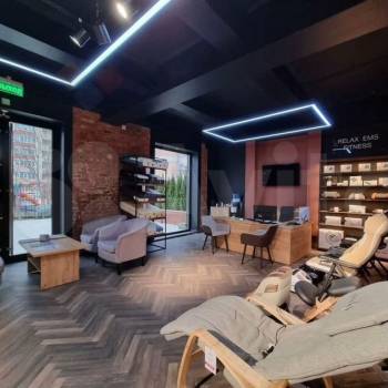 Сдается Нежилое помещение, 330 м²