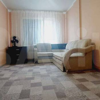 Сдается 1-комнатная квартира, 43 м²