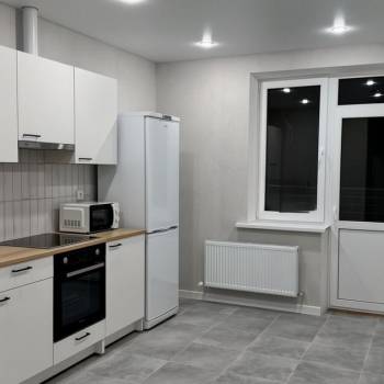 Сдается 1-комнатная квартира, 38 м²