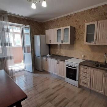 Продается 1-комнатная квартира, 51 м²