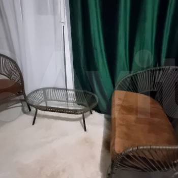 Продается 1-комнатная квартира, 43 м²