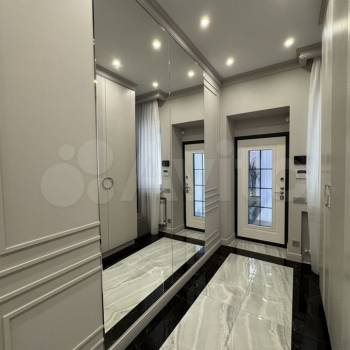 Продается Дом, 477 м²