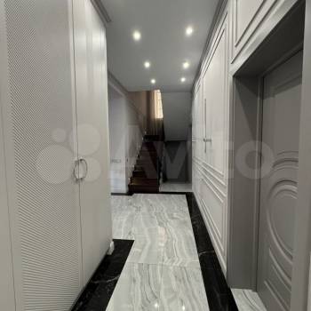 Продается Дом, 477 м²