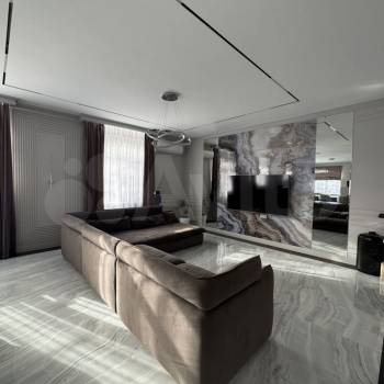 Продается Дом, 477 м²