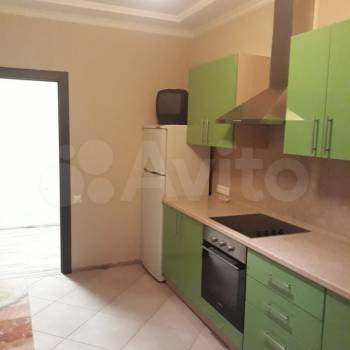 Сдается 1-комнатная квартира, 40 м²