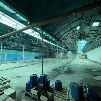 Сдается Нежилое помещение, 400 м²