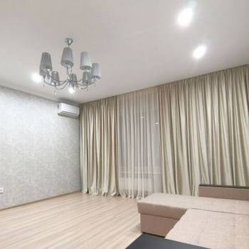 Сдается 2-х комнатная квартира, 72 м²