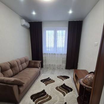 Сдается 1-комнатная квартира, 45 м²