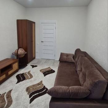 Сдается 1-комнатная квартира, 45 м²