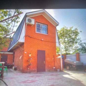 Продается Дом, 180 м²