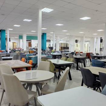 Сдается Торговое помещение, 380 м²