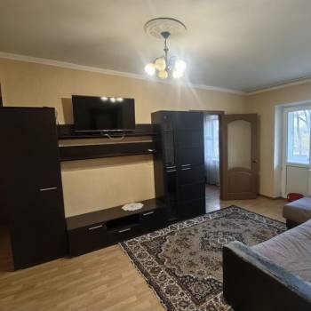 Сдается Многокомнатная квартира, 55 м²