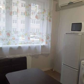 Сдается Многокомнатная квартира, 60 м²