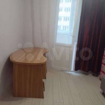 Сдается Многокомнатная квартира, 60 м²