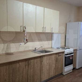 Сдается 1-комнатная квартира, 44 м²