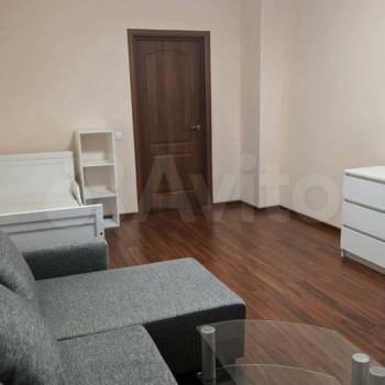 Сдается 1-комнатная квартира, 44 м²