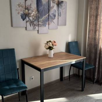 Продается 1-комнатная квартира, 42 м²