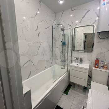 Продается 1-комнатная квартира, 38 м²