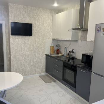 Продается 1-комнатная квартира, 38 м²