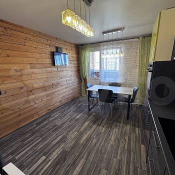 Сдается 2-х комнатная квартира, 68 м²