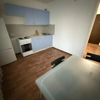 Сдается 1-комнатная квартира, 39 м²