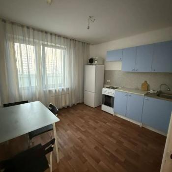 Сдается 1-комнатная квартира, 39 м²