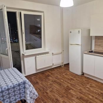Продается 1-комнатная квартира, 37,4 м²