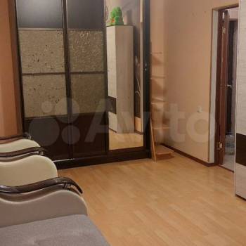 Продается 1-комнатная квартира, 35,8 м²