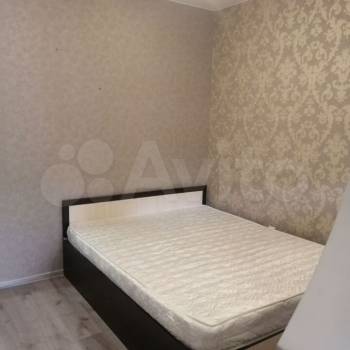 Сдается 1-комнатная квартира, 39 м²