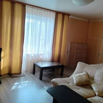 Сдается 1-комнатная квартира, 40 м²
