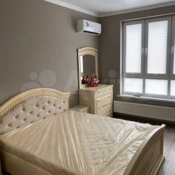 Сдается Многокомнатная квартира, 60 м²