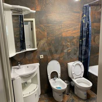 Сдается Многокомнатная квартира, 60 м²